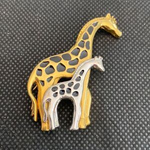Gold & Silver Mom & Baby Giraffe Brooch